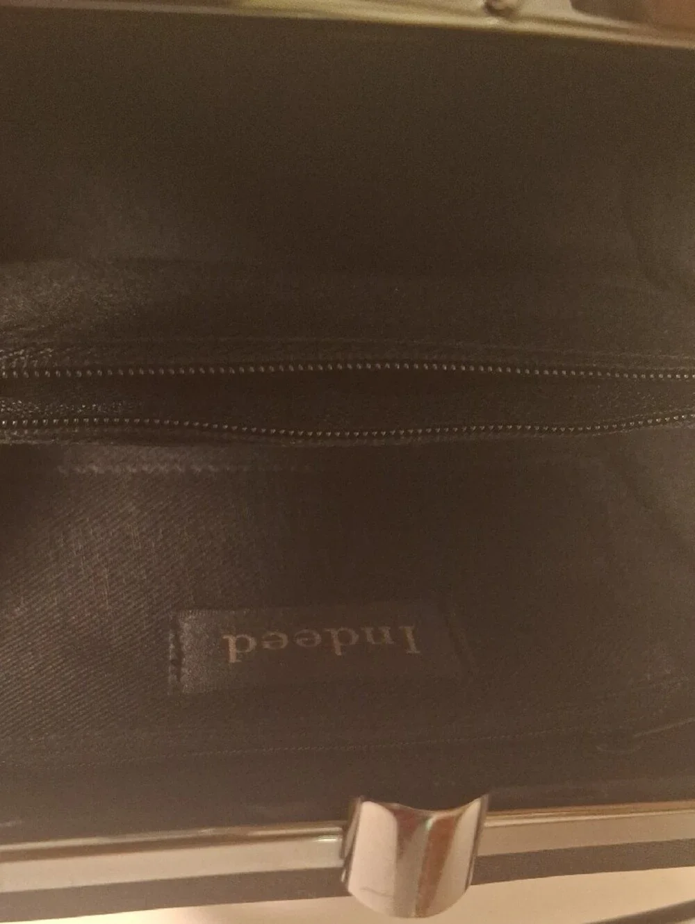 Indeed Classic Black Men's Handbag - Sleek Structured Carry